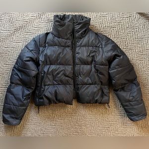 Alo Yoga Gold Rush Puffer - Black Limited Medium EUC